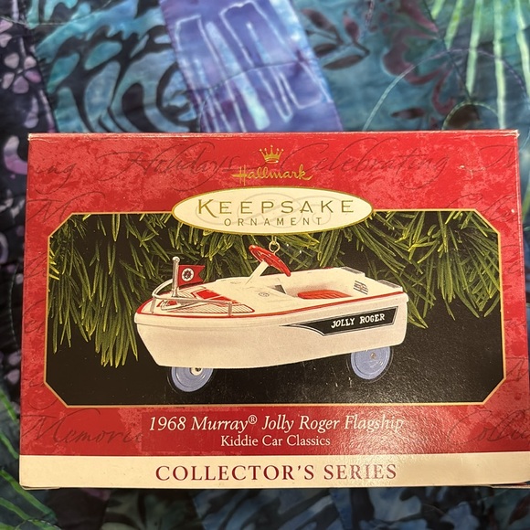 Keepsake ornaments in box - Picture 4 of 10